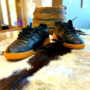 Black / gum Men’s Workout Plus Reebok Classic